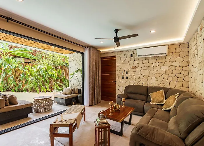 • Naaj Tun • | Boutique Swim Up En P/4 Appartement